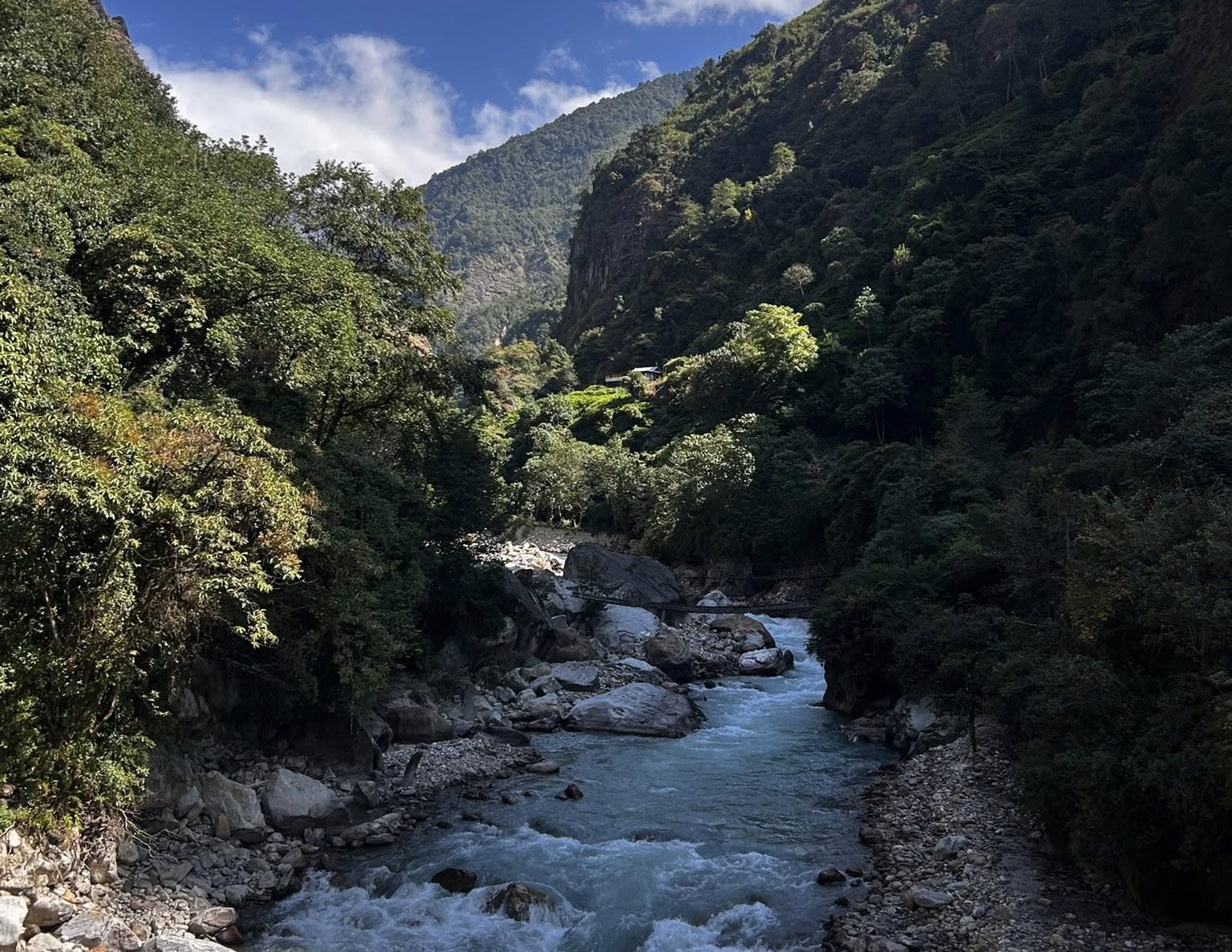 Amjilosa trail