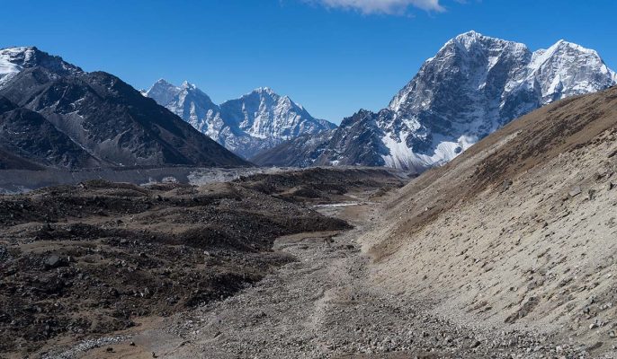 View on the way to Lobuche