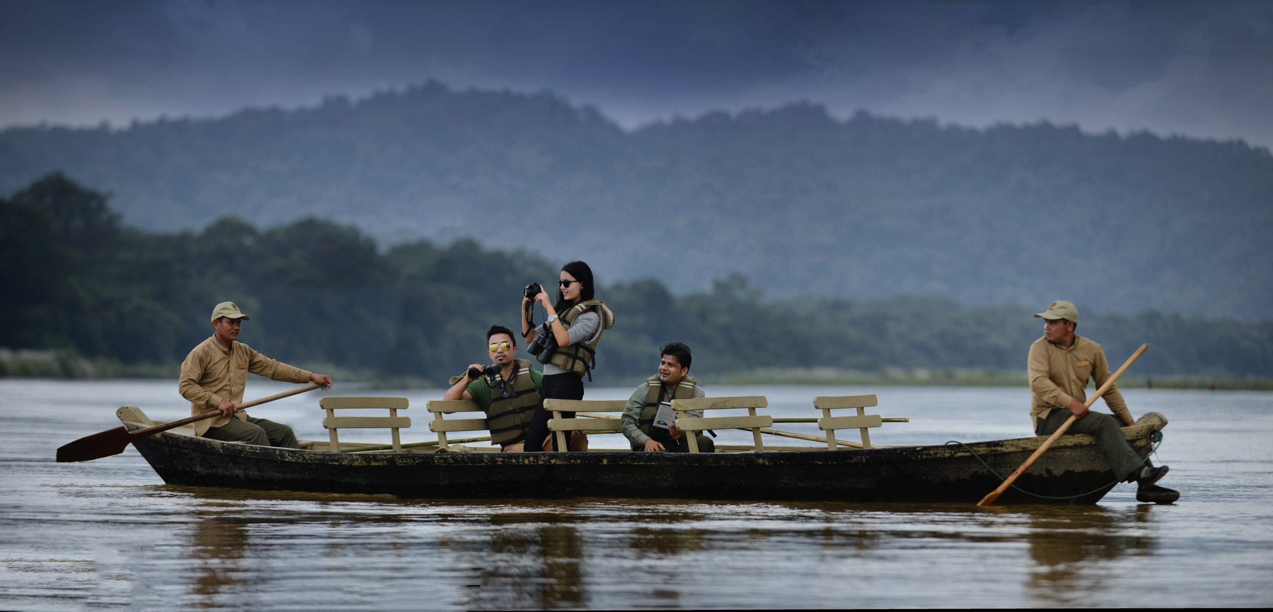Dugout canoe ride on the Rapti River in Chitwan