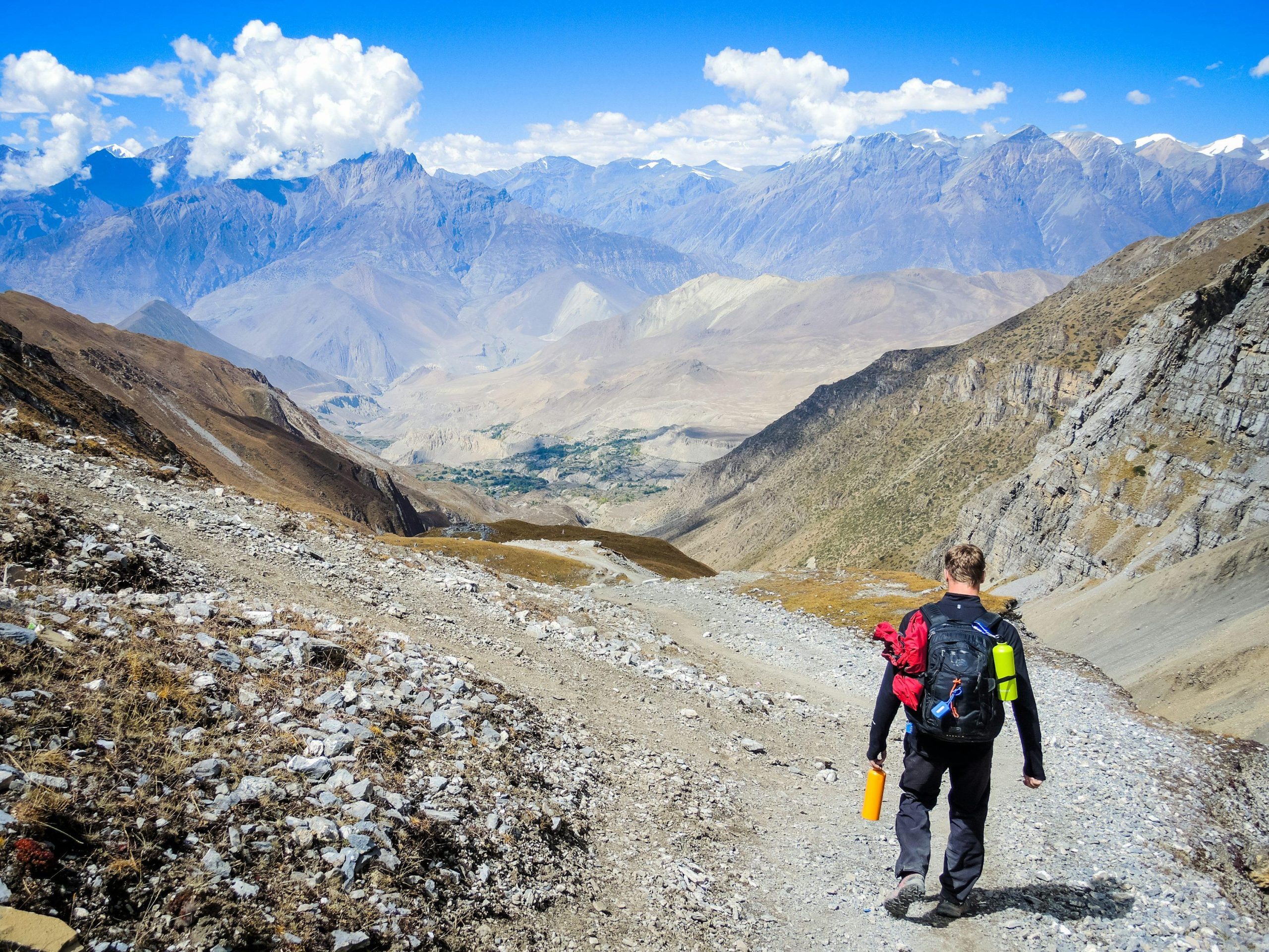 The long descent from Thorong La towards Muktinath